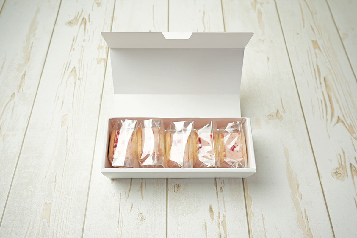 CASSATA Sand strawberry