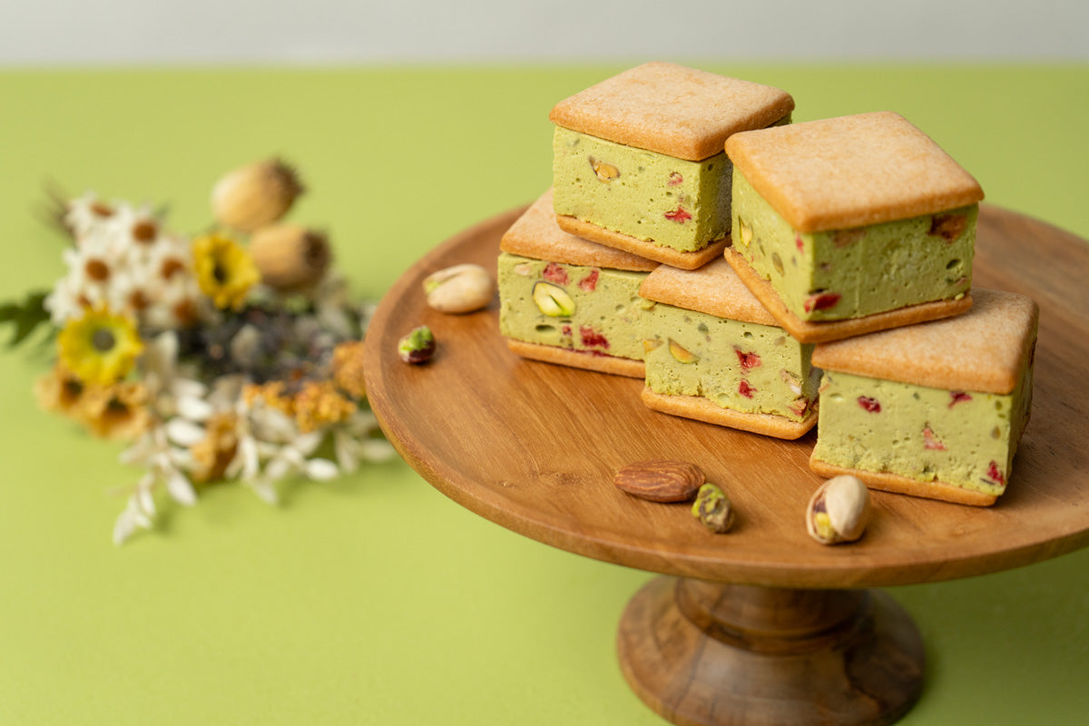 CASSATA Sand pistachio