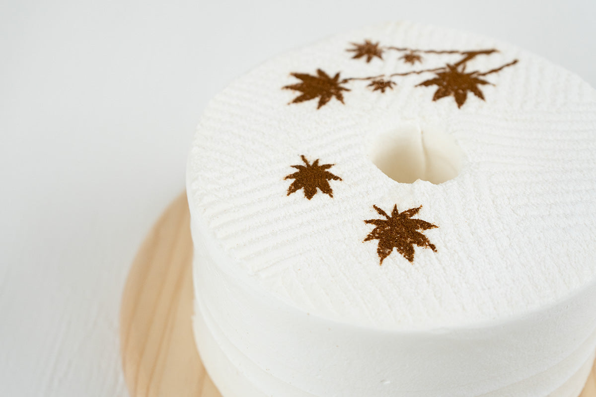 秋限定 紅茶シフォンケーキ