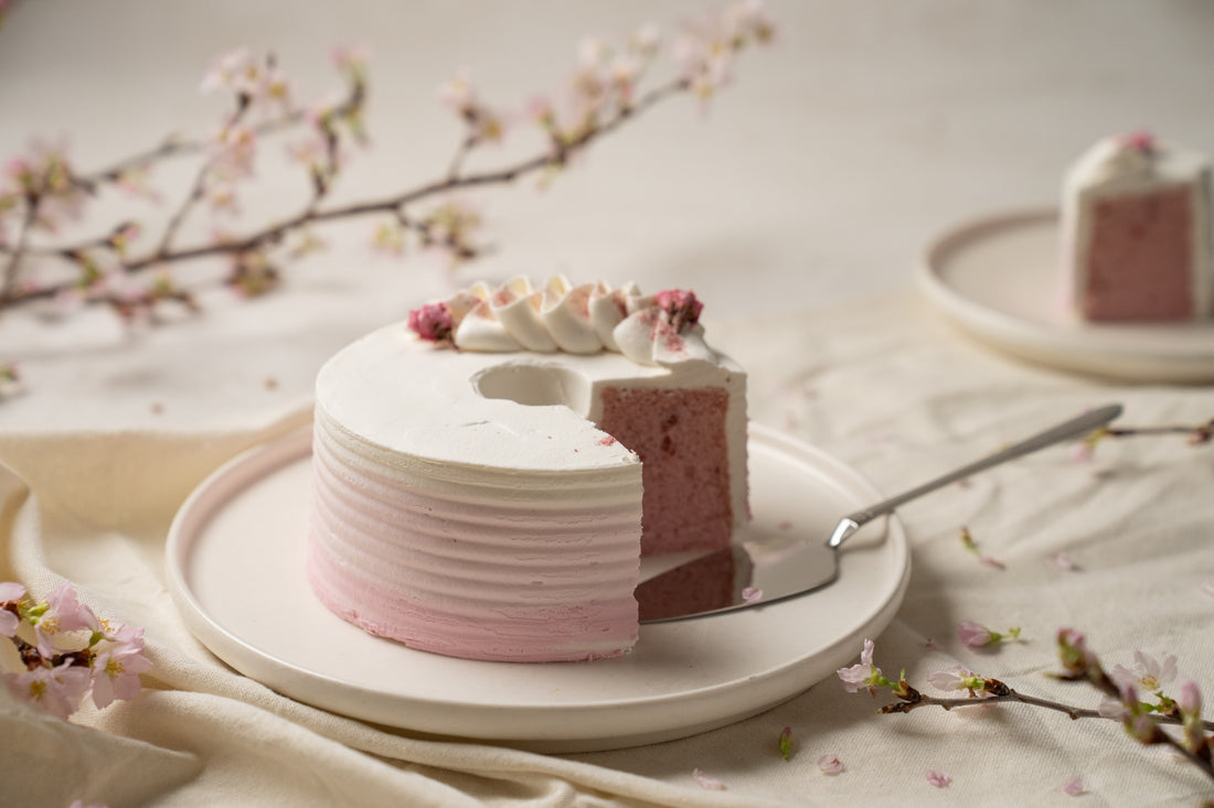 春を彩る桜のシフォンケーキ「SAKURA」2/22発売！