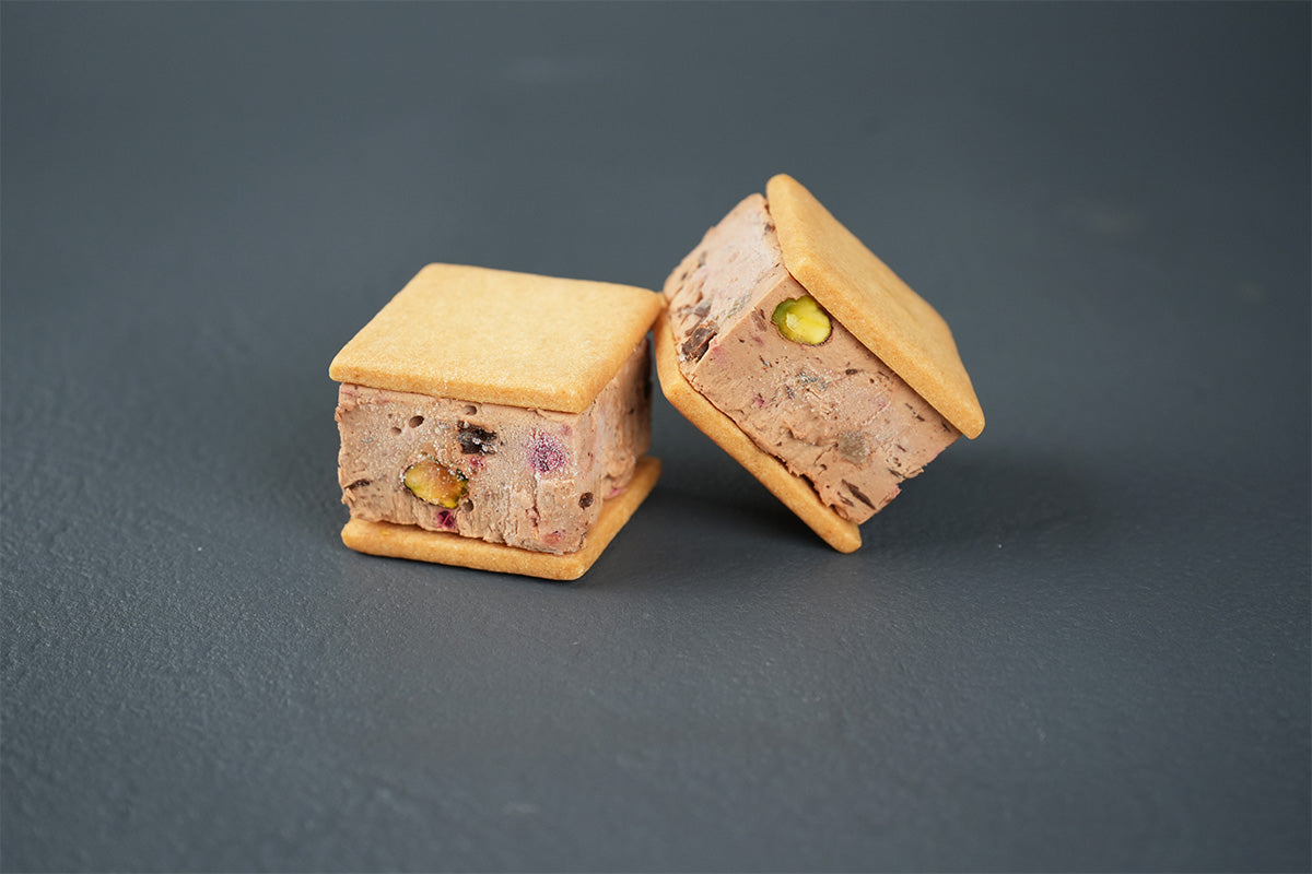 クリスマス限定　カッサータサンドチョコレート