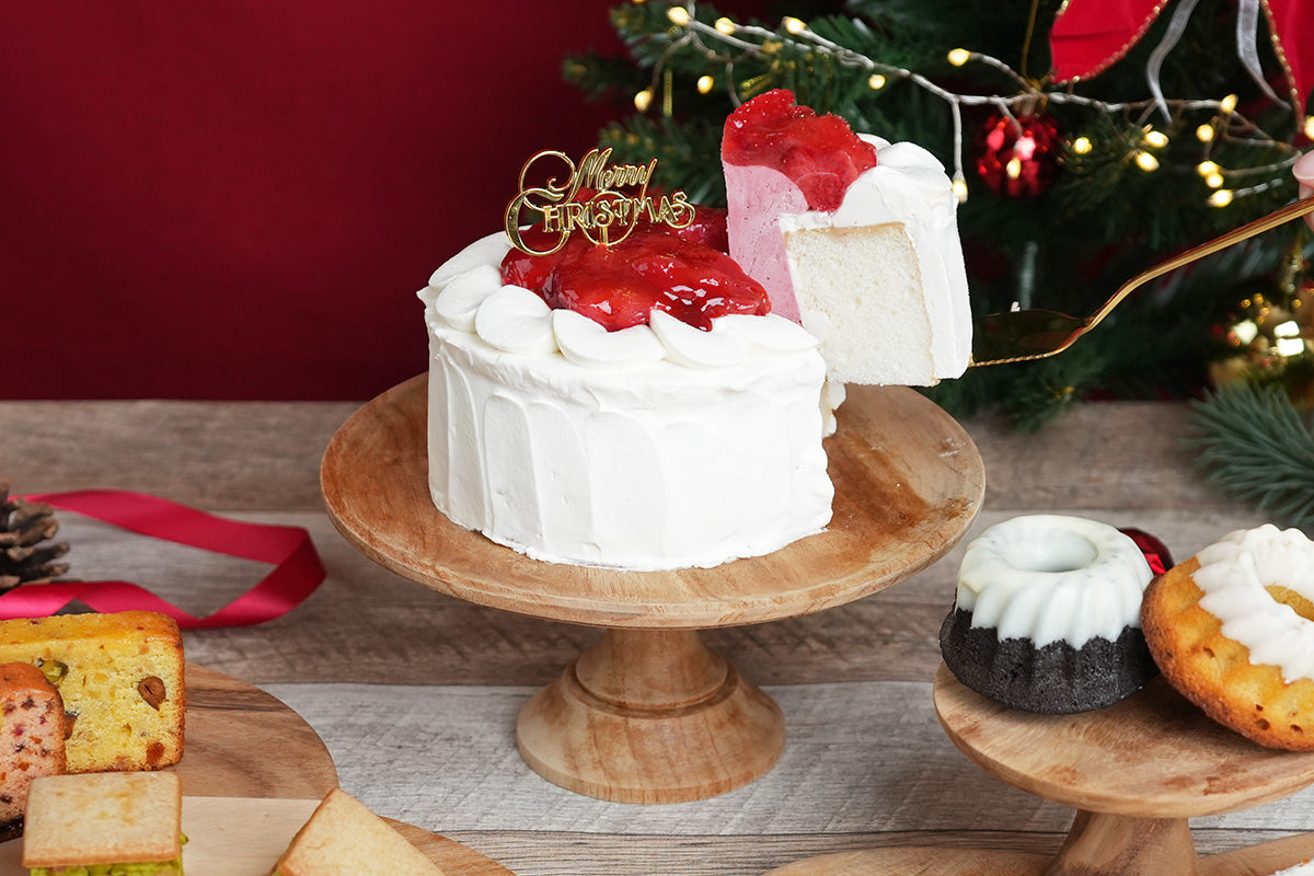 クリスマスケーキ　いちごのケーキ